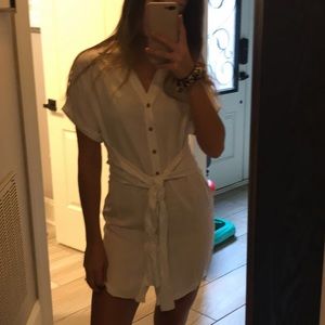 White button up dress! NWT!!🌸💞